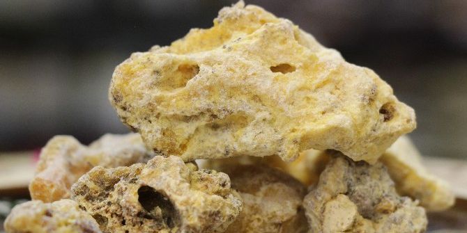 Çam Sakızı, Sadece Deyimlerde Kullanılmıyor