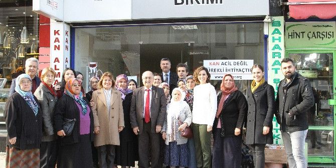 Kent Konseyi Kan Bağışında Bulundu