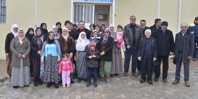 Başkan Ataç Belde Evindeki Kadınlarla Buluştu