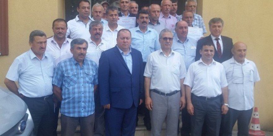 Tarım Kurslarına Destek Olanlara Takdir Belgesi Verildi