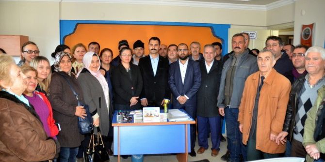 Ak Parti Dikili İlçe Başkanı Karadağ İlk Toplantısını Yaptı