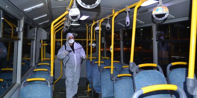 Halk Otobüsleri Ve Servisler Dezenfekte Ediliyor
