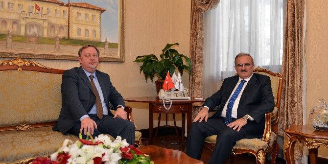 Rusya’nın Yeni Antalya Başkonsolosu Vali Karaloğlu’nu Ziyaret Etti