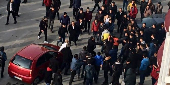 Erzurum’da İki Grup Tekme Tokat Birbirine Girdi