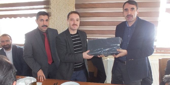 Müftü Üney İçin Veda Yemeği