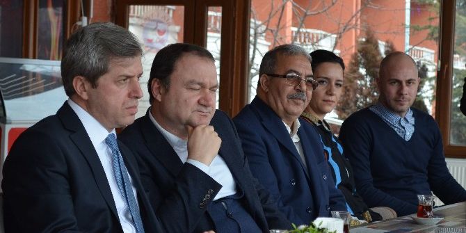 Kurtlar Vadisi Oyuncusu Eşref Bey Adilcevaz’da