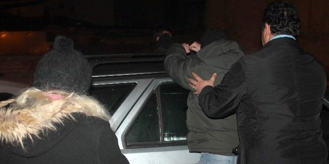 Fuhuş Pazarlığı Yapan Hayat Kadınlarına Suçüstü: 12 Gözaltı
