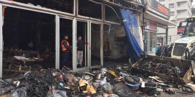 Bursa’da 17 Kişinin Zehirlendiği Yangın Kundaklama Çıktı...o Anlar Güvenlik Kamerasına Yansıdı