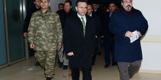 Diyarbakır Valisi Aksoy’dan Saldırıda Yaralanan Polislere Ziyaret