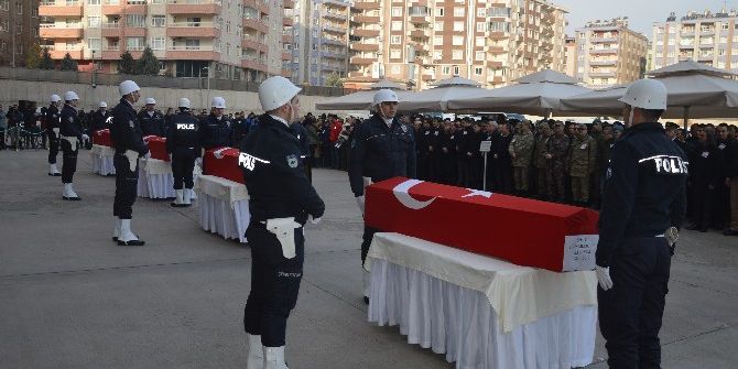 Sur Şehitleri Törenle Memleketlerine Uğurlandı