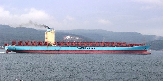 Dev Gemi Boğazı Kapattı