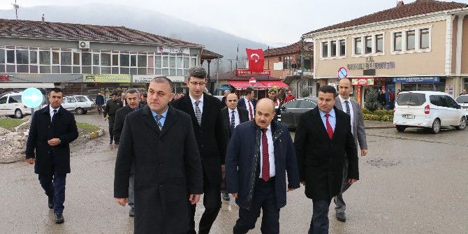 Vali Zülkif Dağlı, Çilimli İlçesini Ziyaret Etti