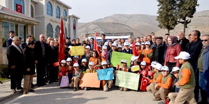 Türkoğlu’ndan Türkmenlere 5 Bin Battaniye