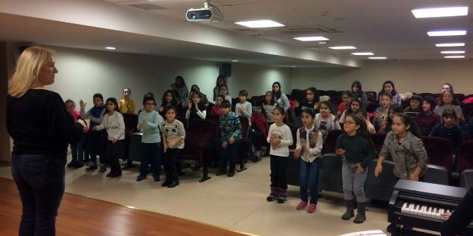 Maltepeli Çocuklardan “Çok Sesli” Koro