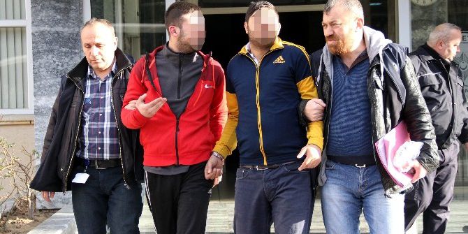 Oto Kurşunlamaya 2 Gözaltı