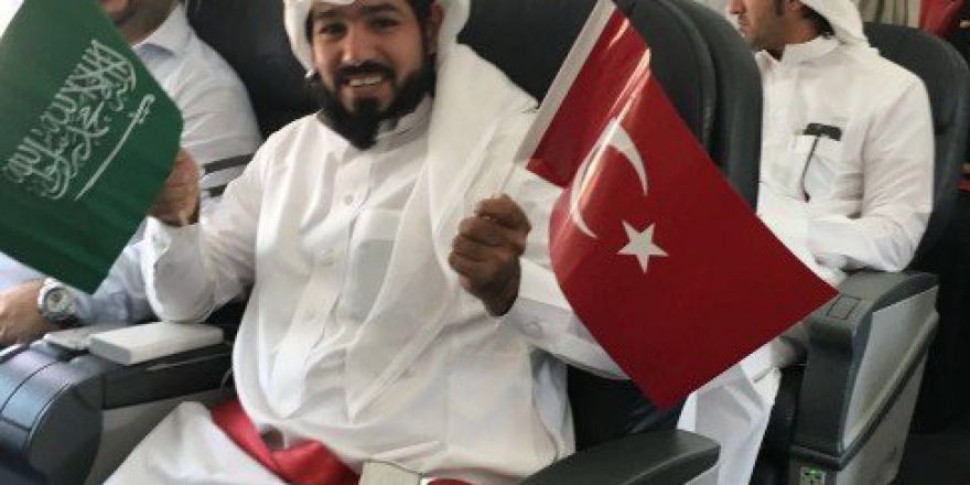 Türkiye’ye Ve Recep Tayyip Erdoğan’a Destek İçin Geliyorlar