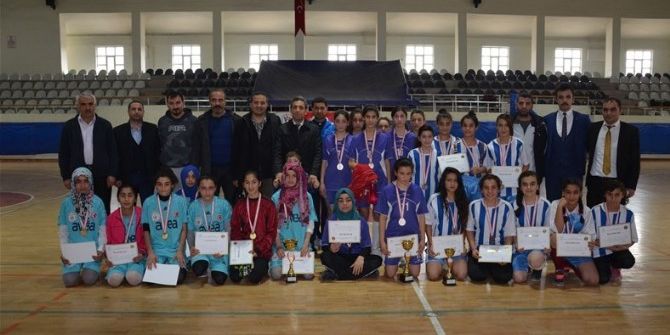 Okullar Arası Yıldızlar Futsal İl Müsabakalarında Birinciler Belli Oldu