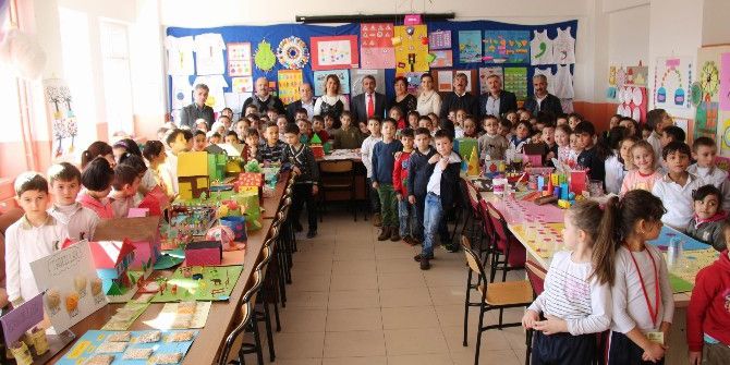 İlkokul Öğrencilerinden Dönem Sonu Sergisi