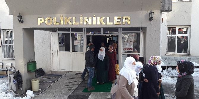 Hastane Duman Altında Kaldı