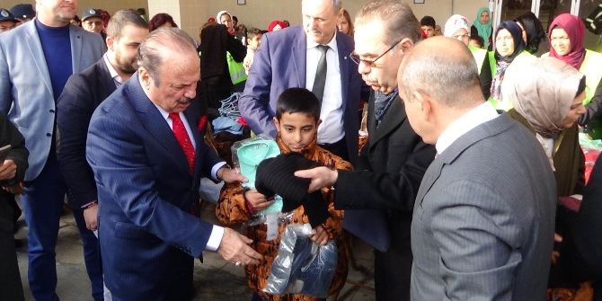 Çetinkaya Ailesinden “Bir Mont Bir Bot” Kampanyasına Büyük Destek