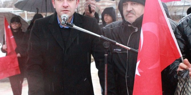 Chp’lilerden ‘Ayağa Kalkıyoruz’ Eylemi