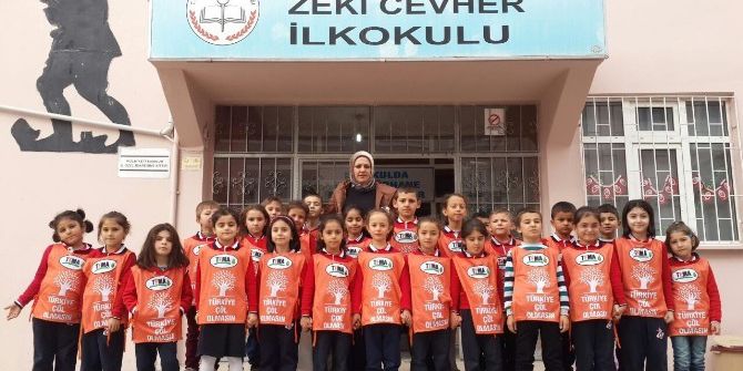 Meşe Palamutlarını Toprakla Buluşturacaklar