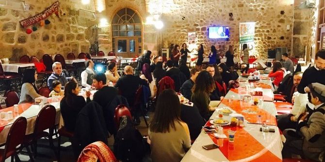 Tarihi Mekanda Moral Yemeği