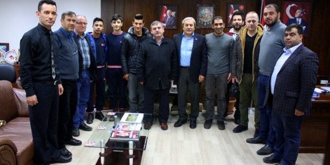 1308 Osmaneli Belediyespor Güreş Takımı Başarılara Doymuyor