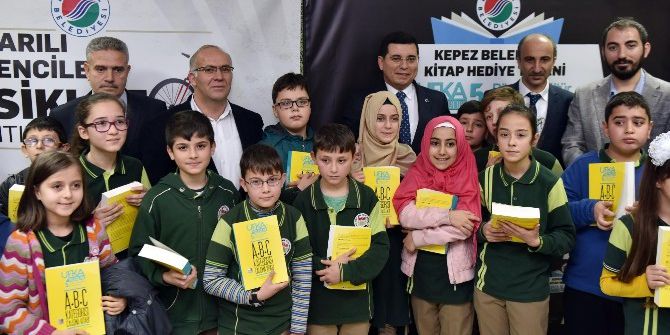 Tütüncü’den Öğrencilere Hediyeli Teşvik