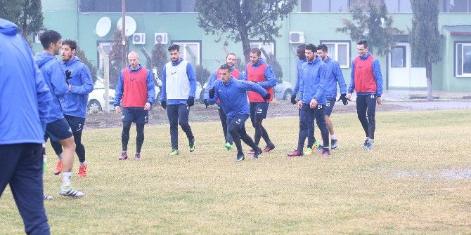 Akhisar Belediyespor Lige Moralli Döndü