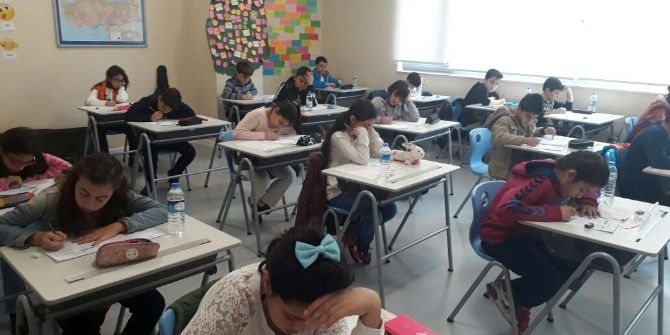 Türkiye Genelinde 60 Bin Öğrenci Başarılarını Ölçtü