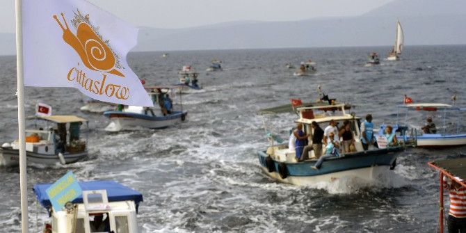 Seferihisar’da Yine Balık Çiftliği Krizi