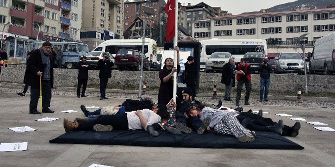 15 Temmuz’u Sokak Tiyatrosuyla Anlattılar