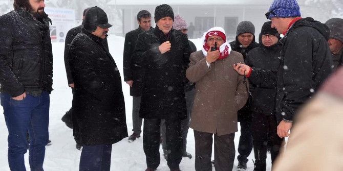 Gediz Muratdağı’nda Kayak Sezonu Açıldı