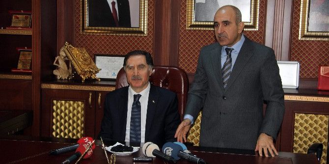 Malkoç: "Bm, Avrupa Ve İslam Ülkelerinin Önemli Bir Kısmı ’Mülteciler’ Konusunda Sınıfta Kaldı"