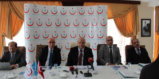 Fazlı Erdoğan: “Sezaryen Doğum Ve Antibiyotik Kullanımda Dünya Birincisiyiz”