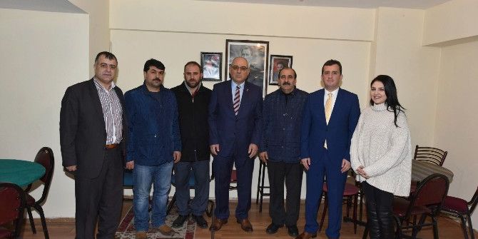 Kara, Esnaf Odalarını Ziyaret Ederek Sorunlarını Dinledi