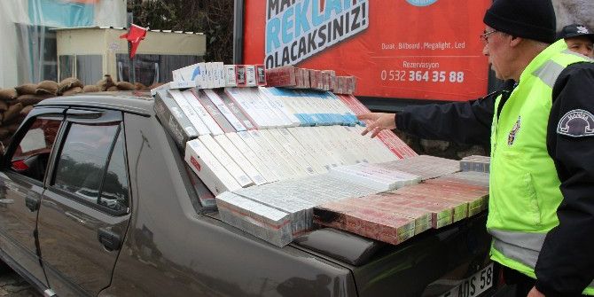 Durdurulan Araçtan Kaçak Sigara Çıktı