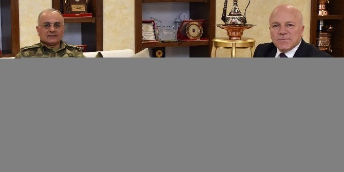 9. Kolordu Komutanı Tümgeneral Özoğlu, Başkan Sekmen’i Ziyaret Etti