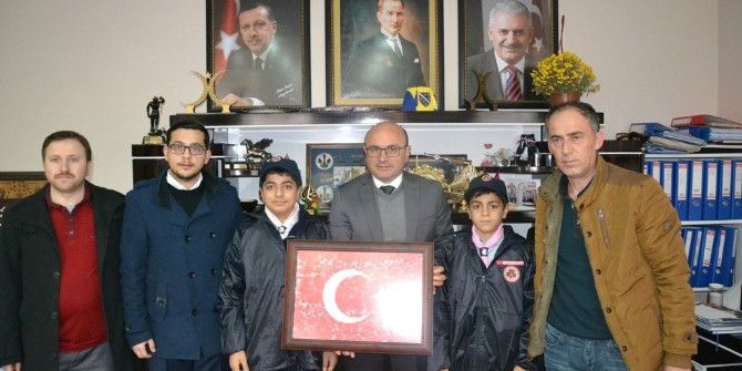 Öğrencilerden Kahramanlara Mektup