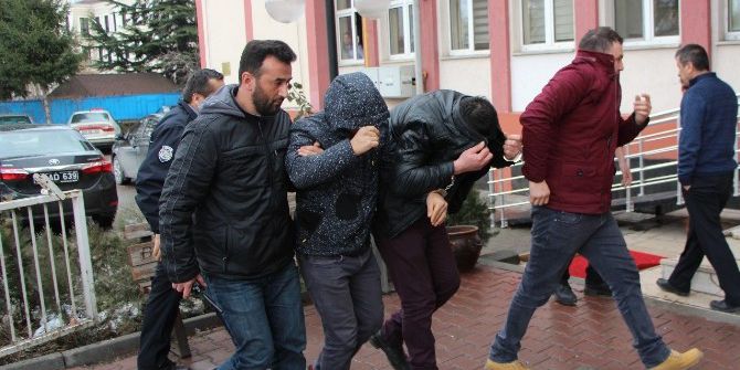 İnşaattan Demir Çalan 3 Kişi Adliyeye Sevk Edildi