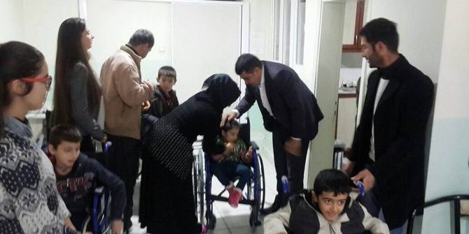 Ergani’de 26 Engelliye Tekerlekli Sandalye Dağıtıldı