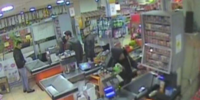 Adıyaman’da Marketten Sigara Çalan Hırsız Yakalandı