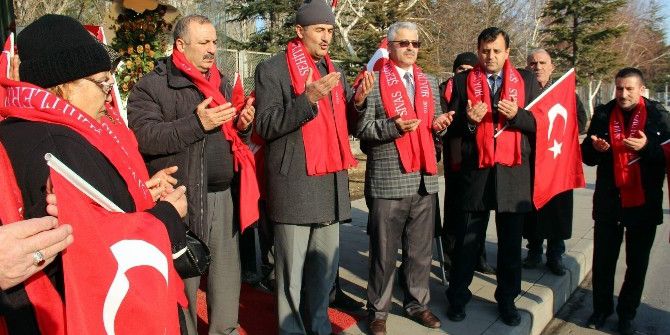 Sivaslı Şehit Aileleri Ve Gazileri ‘Şehitler Durağı’nı Ziyaret Etti