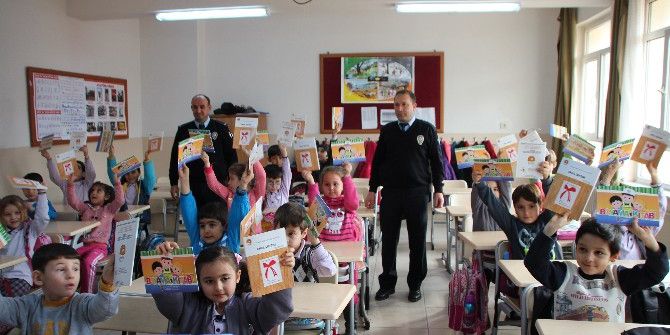 Karne Hediyeleri Polis Amcalarından