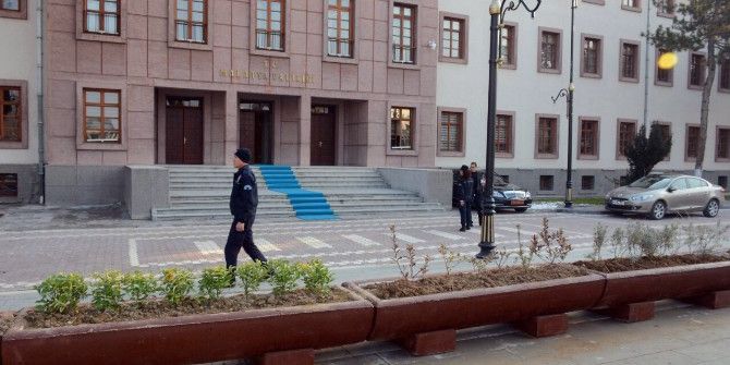 Malatya Valiliği’nde Terör Önlemi