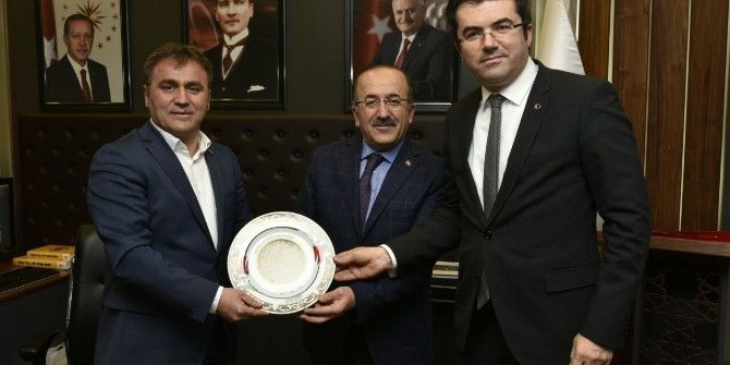 Başkan Gümrükçüoğlu, Gümüşhane’de Bir Dizi Ziyarette Bulundu
