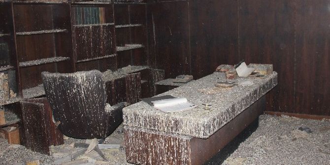 Kullanılmayan Tekstil Ofisinde 5 Tabanca Bulundu