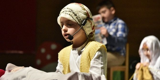 Minikler Masal Anlattı, Büyükler Dinledi