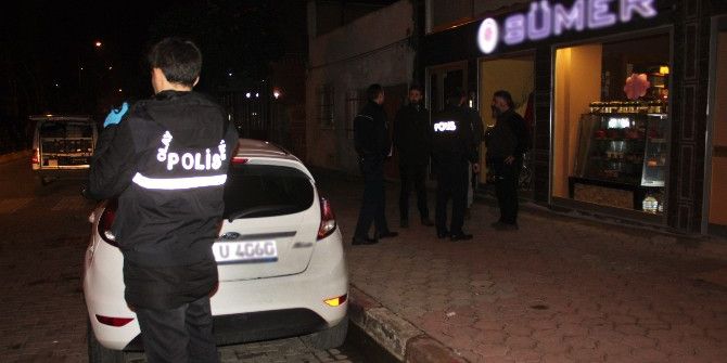 Ak Partili İş Adamının İşyeri Kurşunlandı